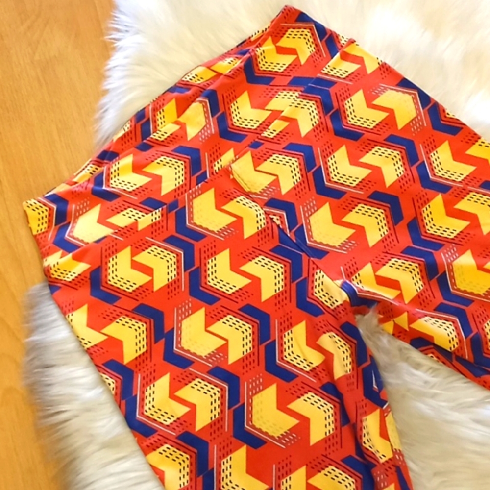 LulaRoe Printed Leggings- T&C-#1559+